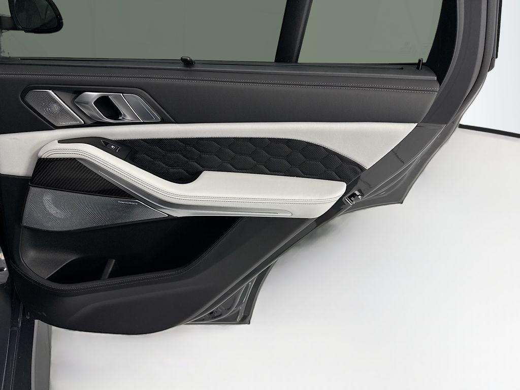 Thumbnail: 2026 BMW X5 - 26