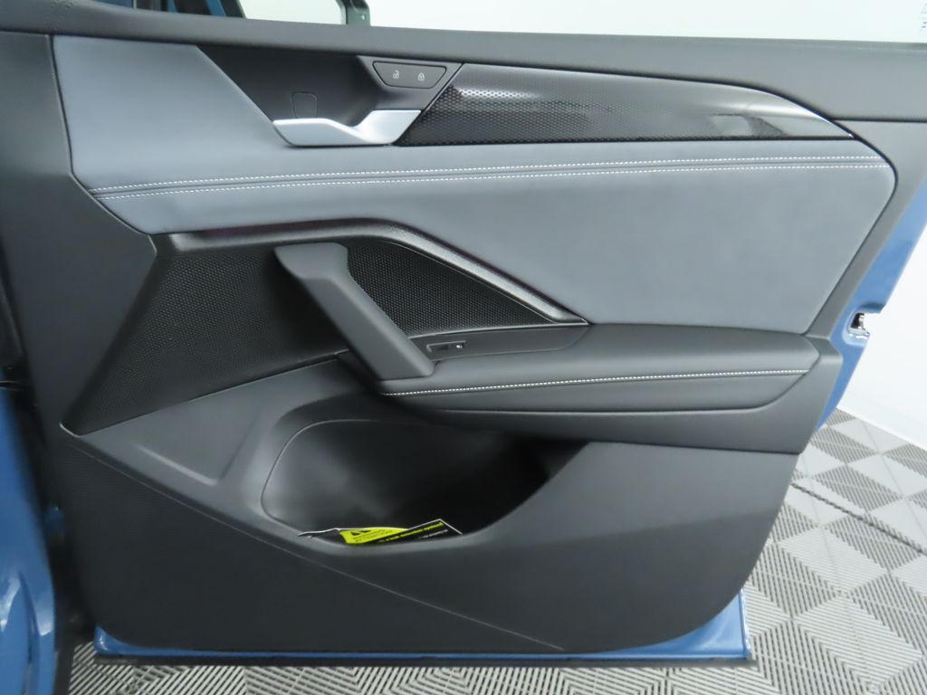 Thumbnail: 2025 Volkswagen Tiguan - 26