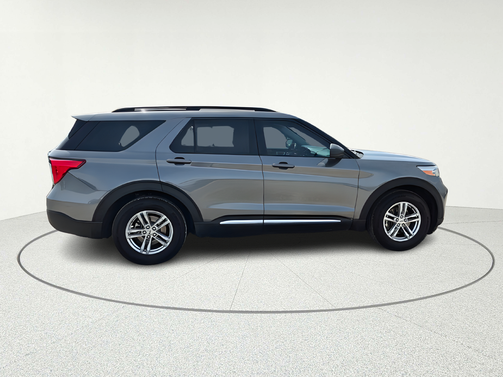 2022 Ford Explorer XLT - 6
