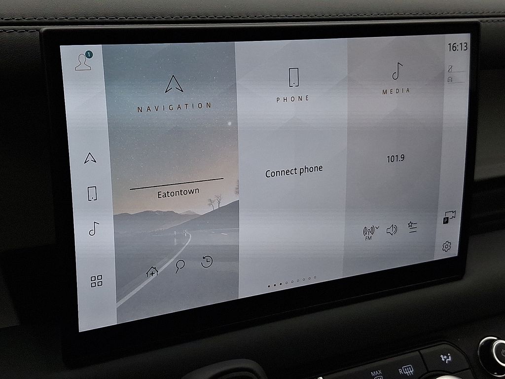 Thumbnail: 2025 Land Rover Defender - 12