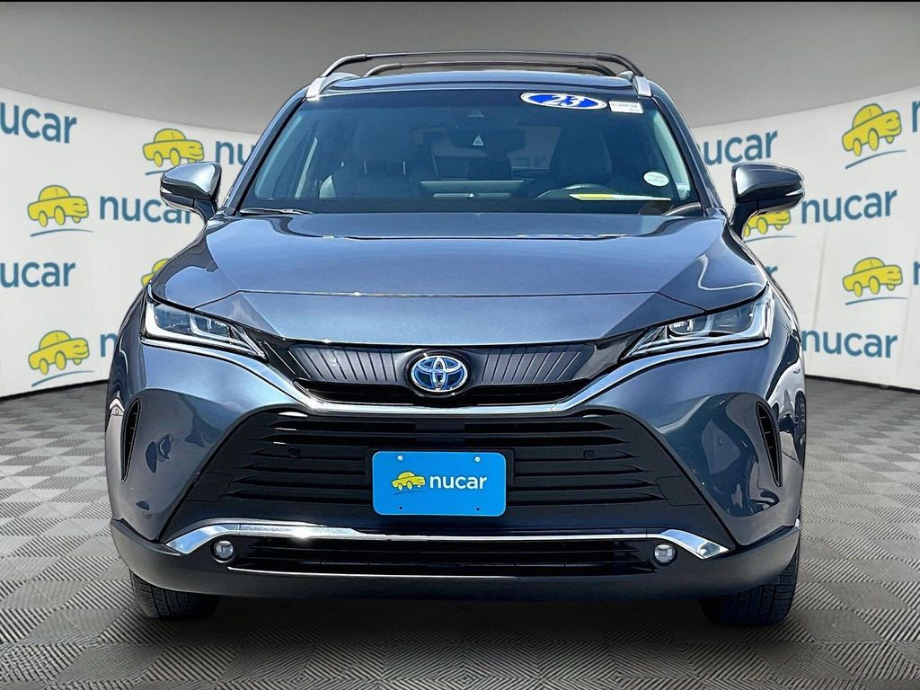 2023 Toyota Venza — photo 2