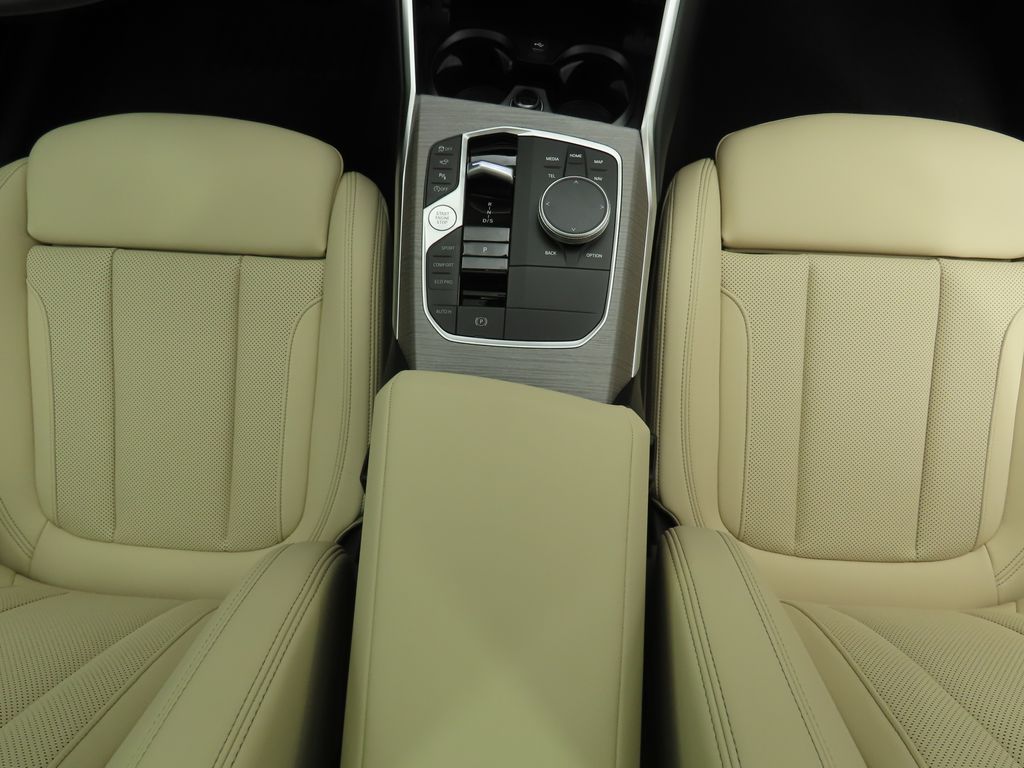 Thumbnail: 2026 BMW 4 Series - 17