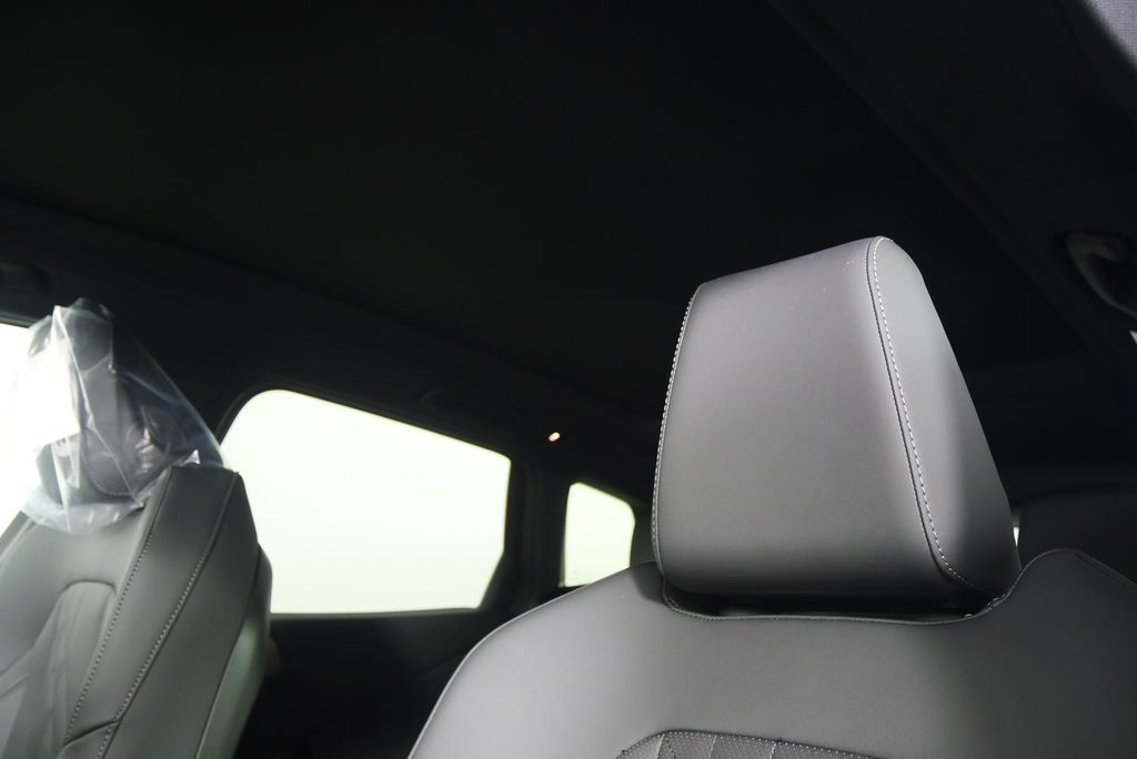 Thumbnail: 2025 BMW X3 - 12