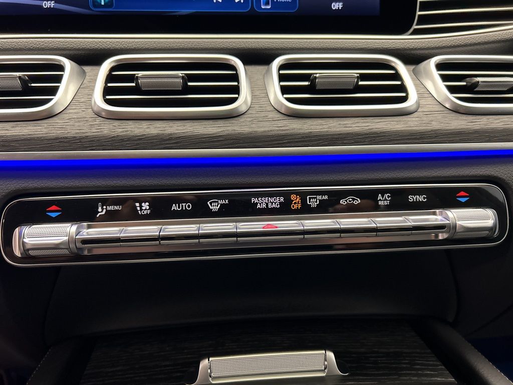 Thumbnail: 2025 Mercedes-Benz GLE - 19