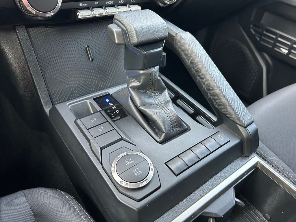 2024 Toyota Tacoma SR5 27