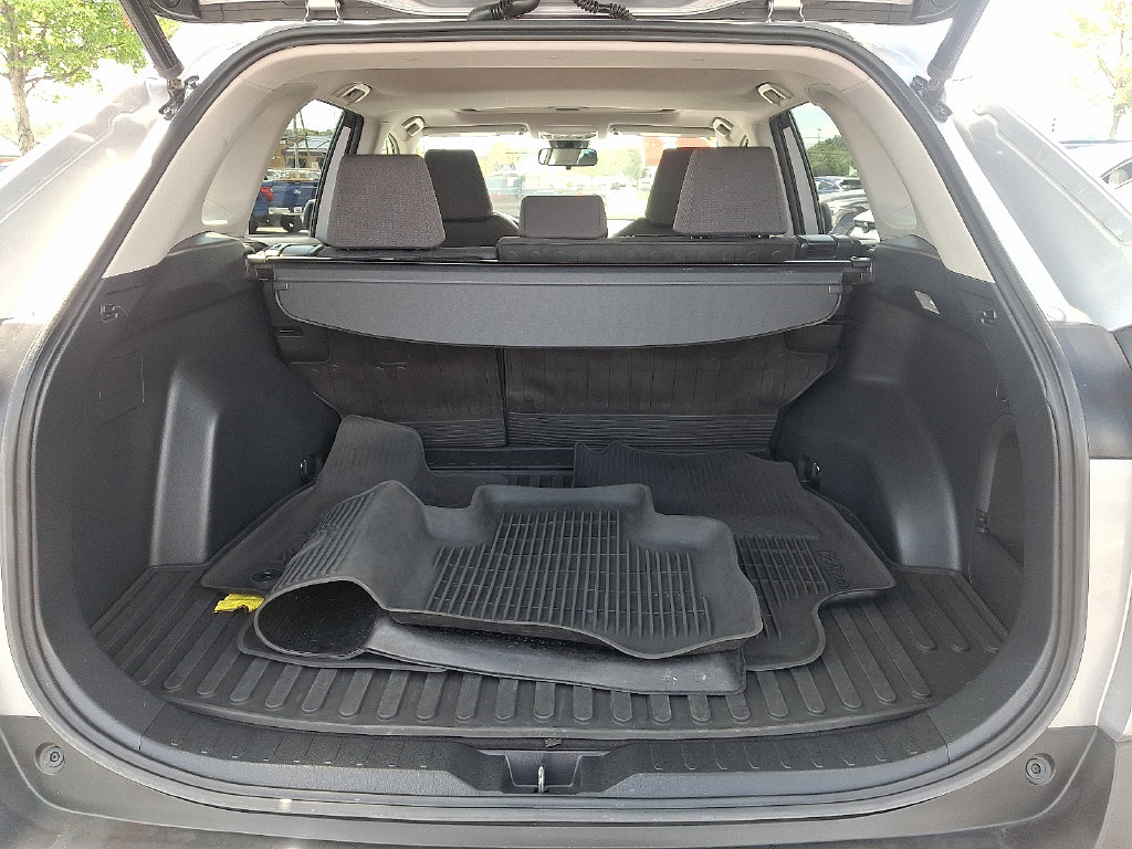 Thumbnail: 2021 Toyota RAV4 - 31