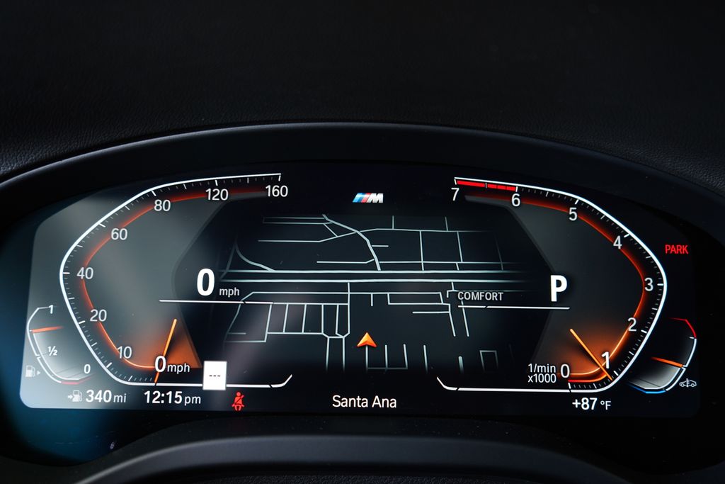 Thumbnail: 2025 BMW X4 - 16