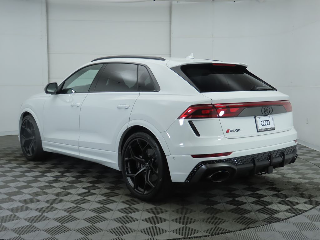 2025 Audi RS Q8 4.0T 7