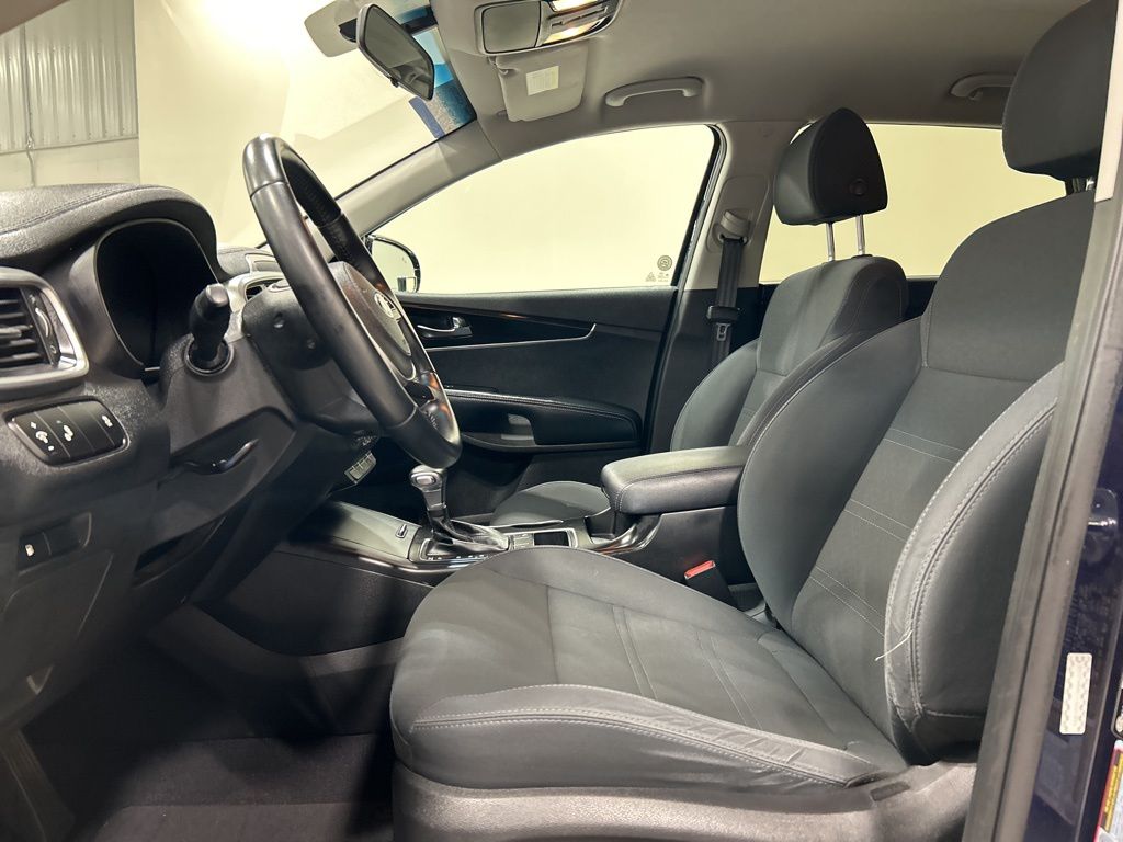 used 2020 Kia Sorento car, priced at $17,257