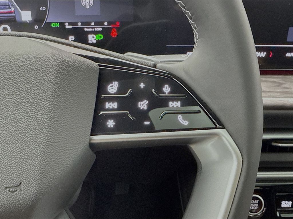 Thumbnail: 2025 Audi Q5 - 12