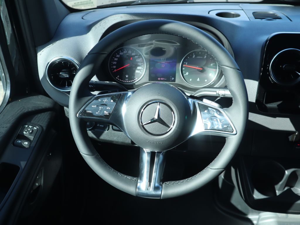 Thumbnail: 2026 Mercedes-Benz Sprinter - 11