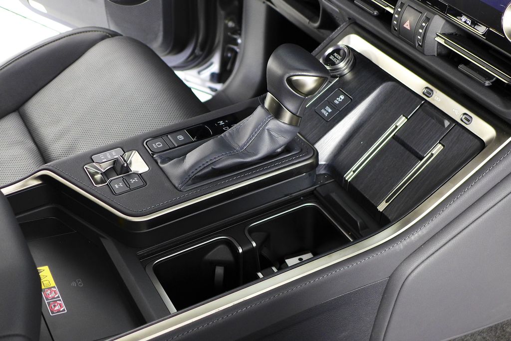 Thumbnail: 2024 Lexus GX - 15