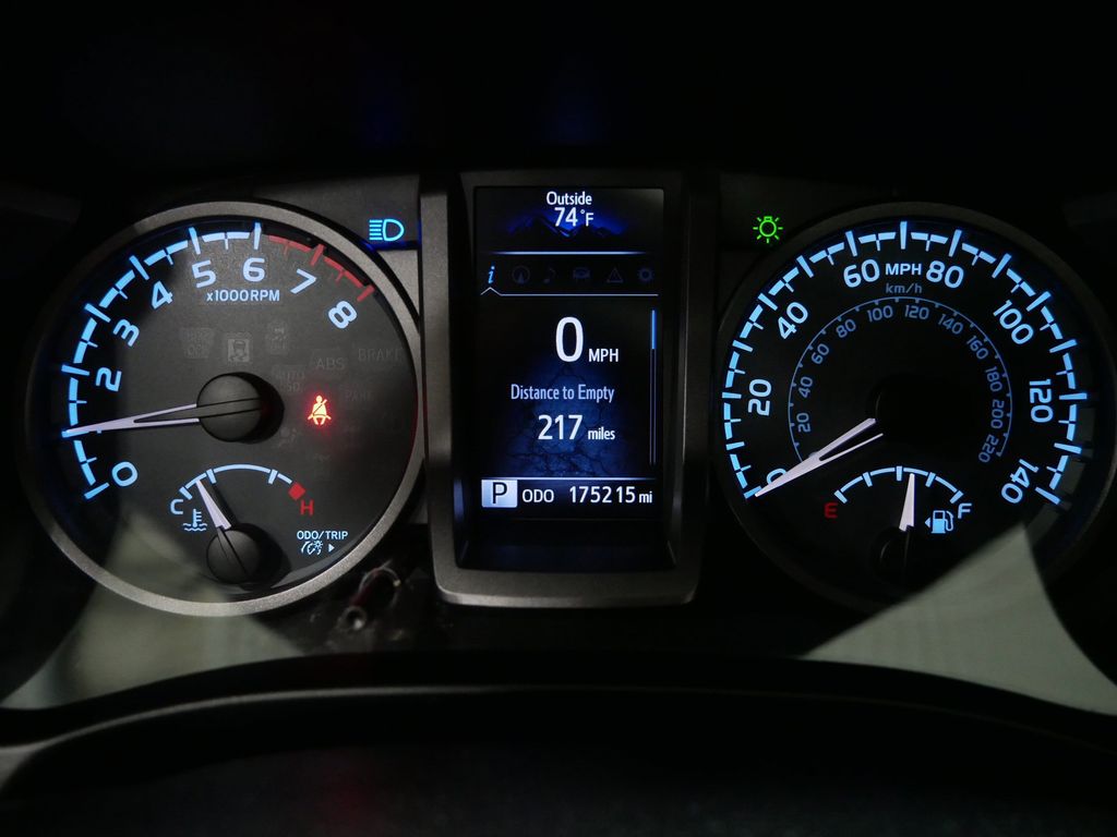 Used 2016 Toyota Tacoma Truck