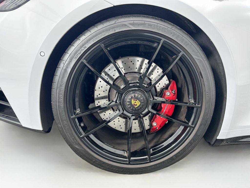 Thumbnail: 2024 Porsche 911 - 29