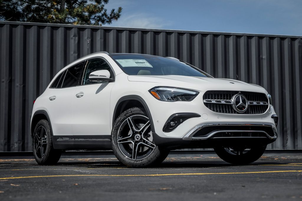 Polar White 2026 Mercedes-Benz GLA SUV / Crossover All-Wheel Drive 8-Speed Dual Clutch
