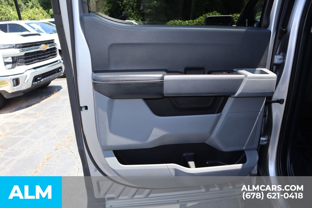 Used 2021 Silver Ford XLT image 19
