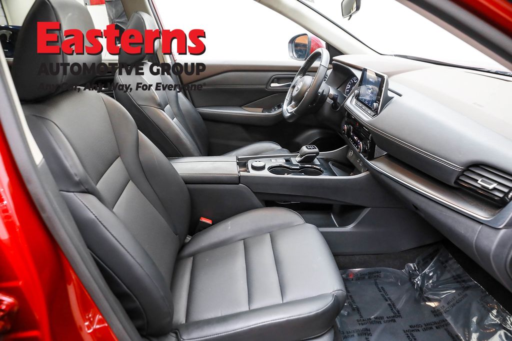 Used 2022 Red Nissan SV image 24