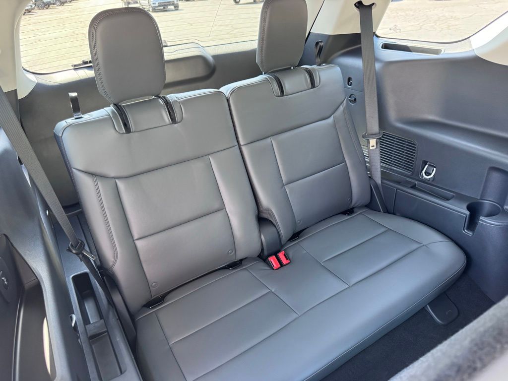 FordExplorer25
