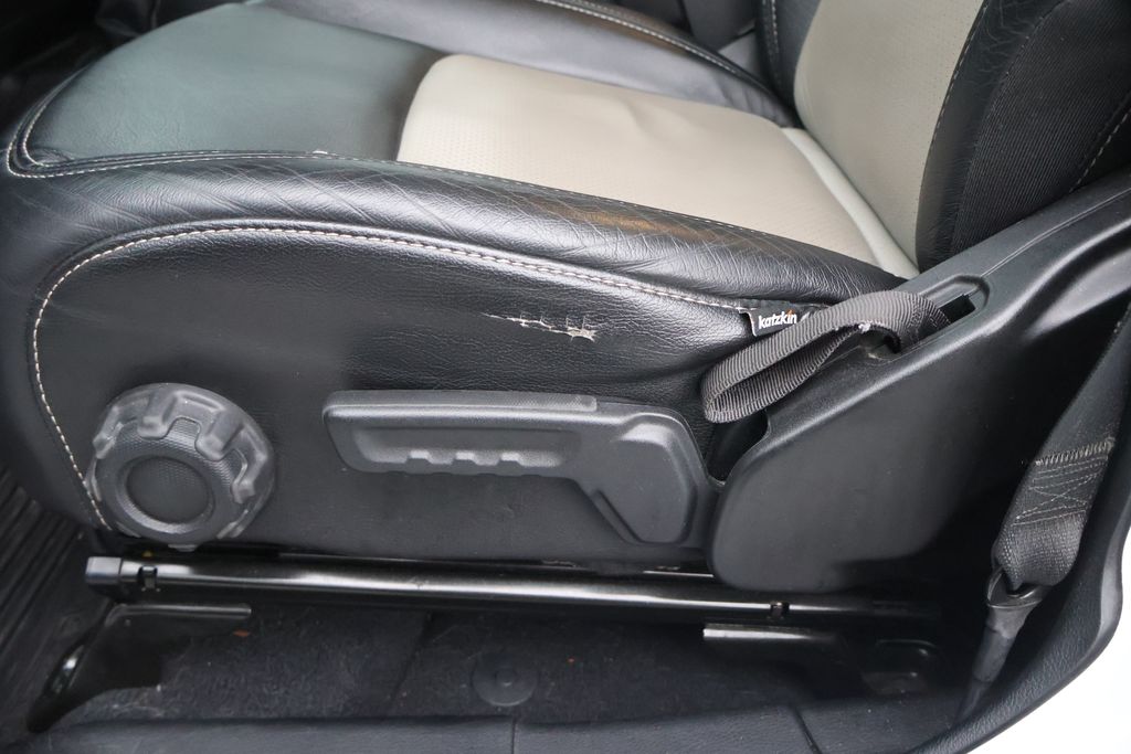 Thumbnail: 2020 Jeep Gladiator - 14