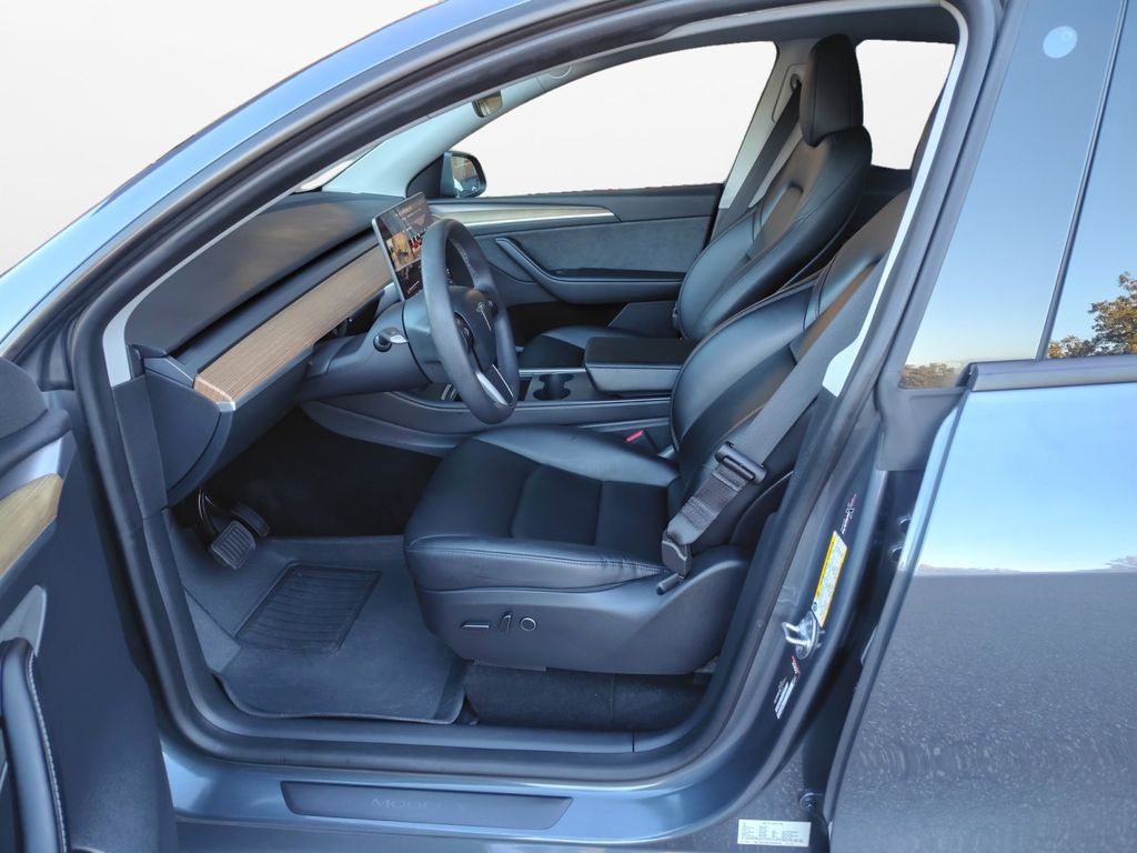 Used Car 2023 Tesla Model Y  Long Range For Sale Under $35,000 In Austin, Texas