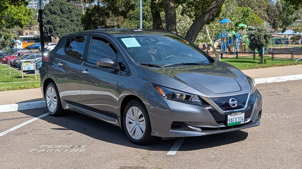 Used 2022 Nissan Leaf S 4D Hatchback