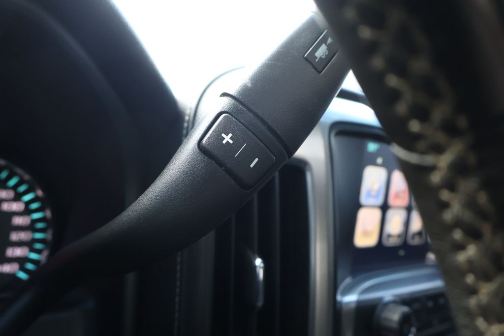 Thumbnail: 2017 Chevrolet Silverado 1500 - 23