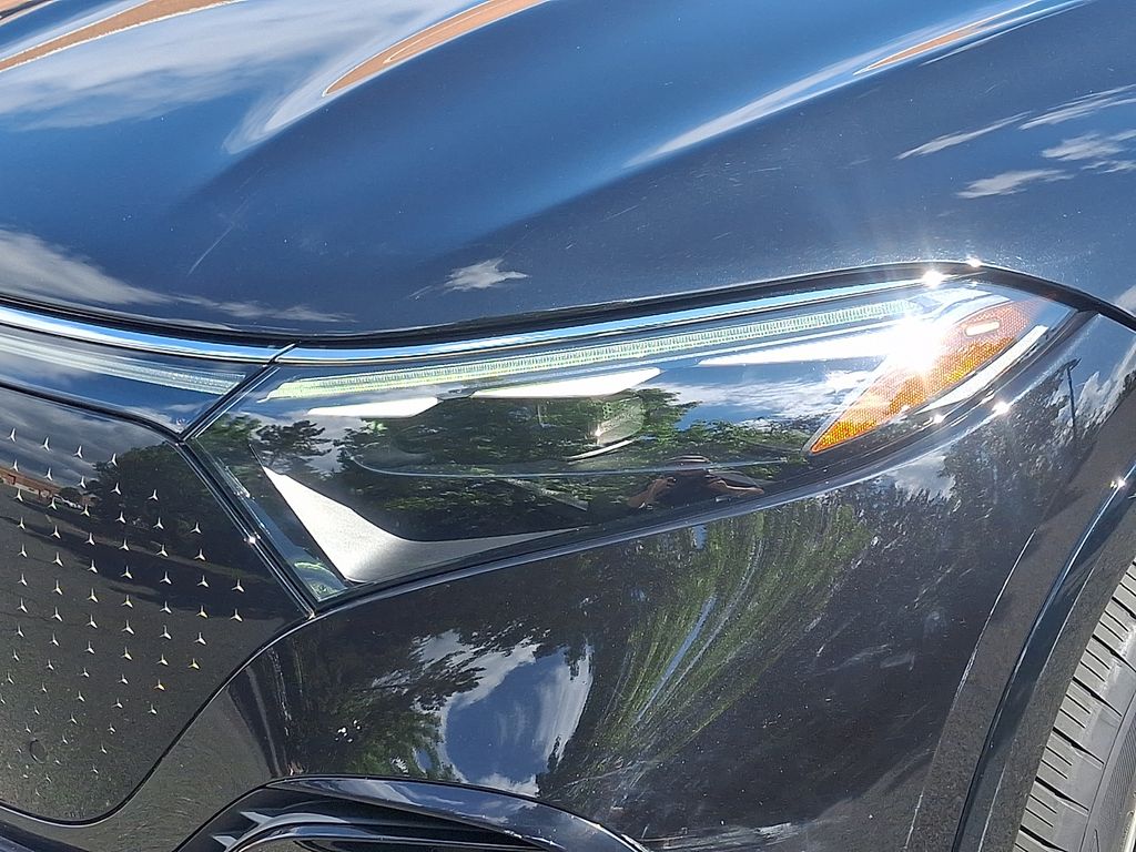 Thumbnail: 2023 Mercedes-Benz EQS - 9