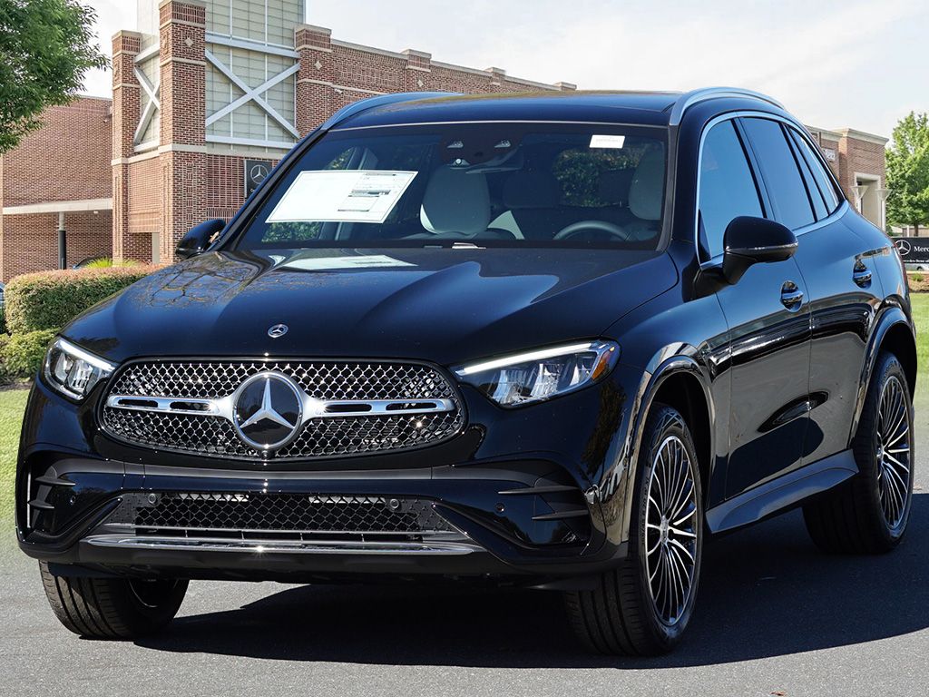 Thumbnail: 2026 Mercedes-Benz GLC - 4