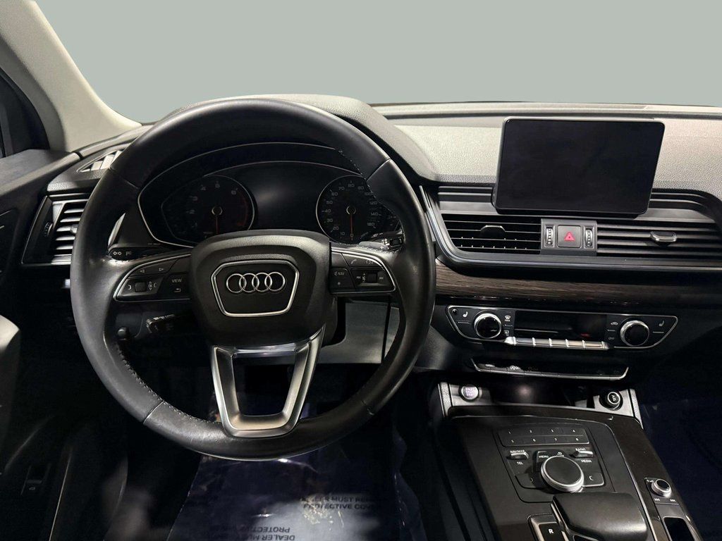 Used 2019 Moonlight Blue Metallic Audi 2.0T Premium image 22