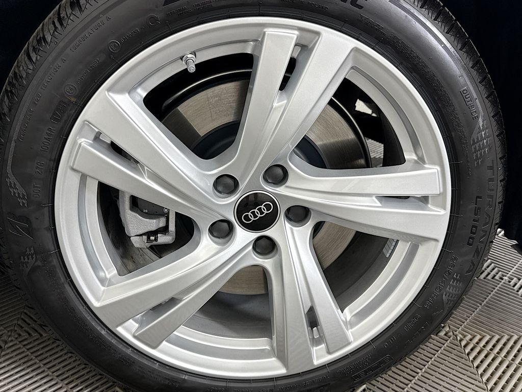 Thumbnail: 2025 Audi A5 - 30