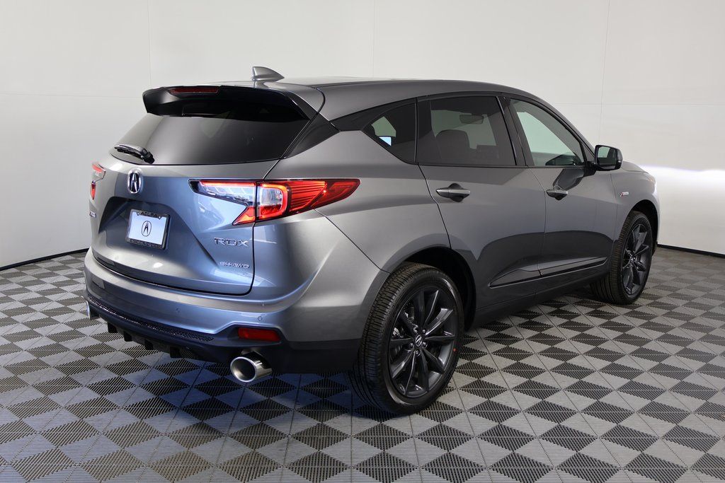 Thumbnail: 2025 Acura RDX - 2