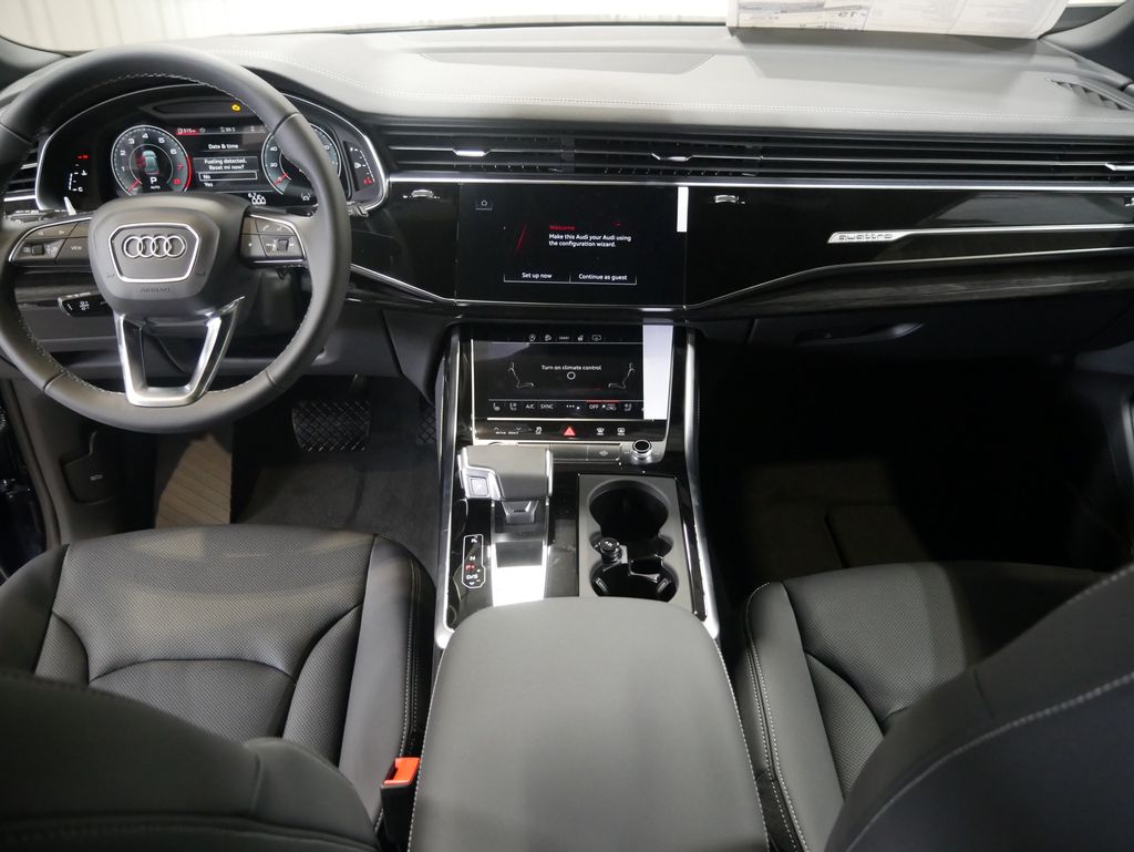 Thumbnail: 2026 Audi Q8 - 22