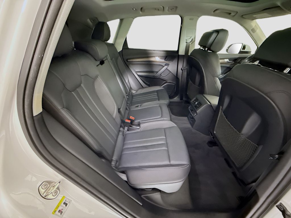 Thumbnail: 2023 Audi Q5 - 23