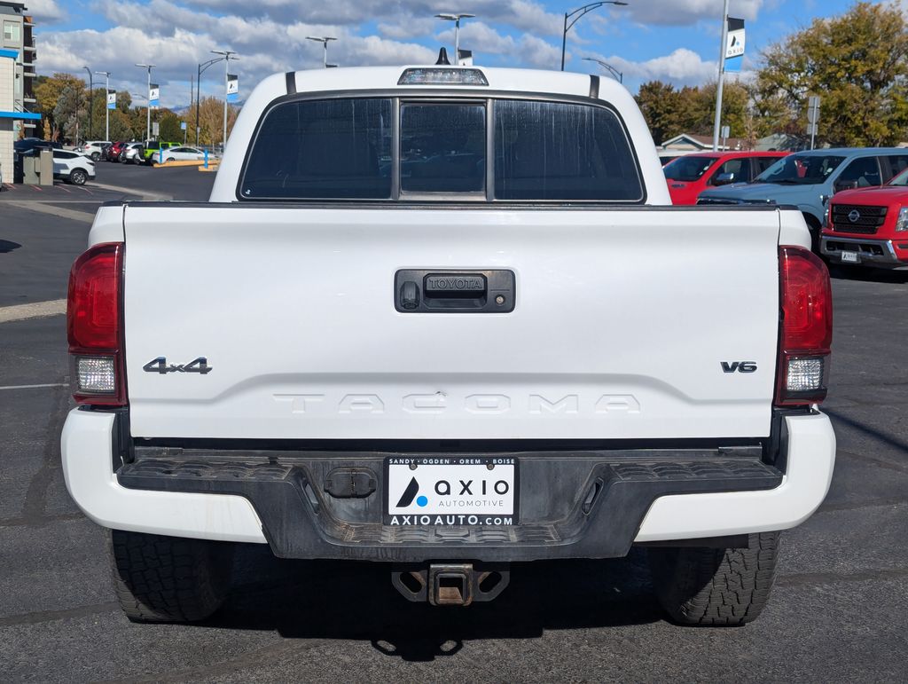 2020 Toyota Tacoma SR5 7