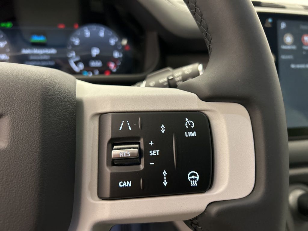 Thumbnail: 2025 Land Rover Defender - 16