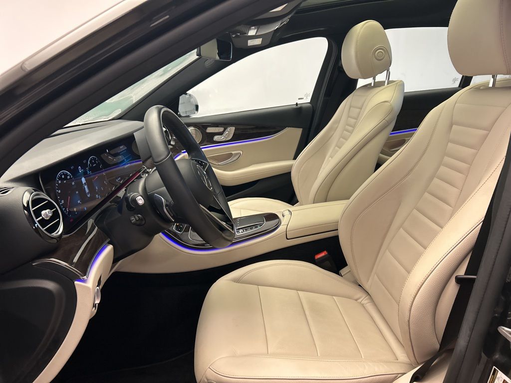 Thumbnail: 2023 Mercedes-Benz E-Class - 12