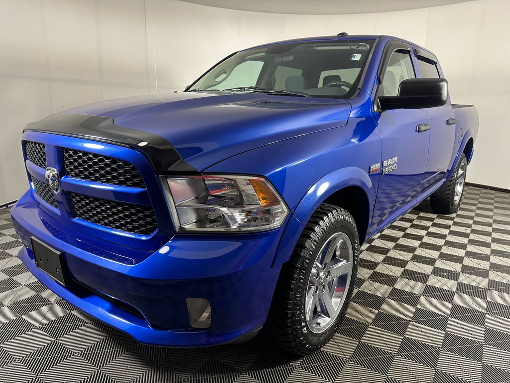 2017 RAM 1500 Express 4x4 Crew Cab 5'7's photo