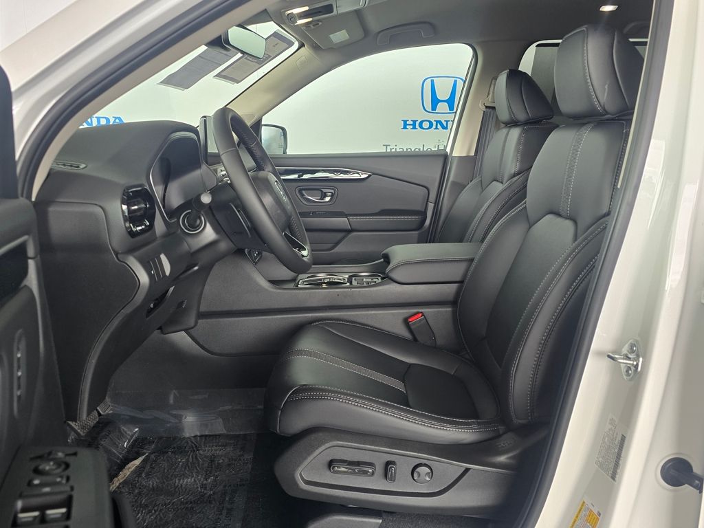 Thumbnail: 2026 Honda Pilot - 31