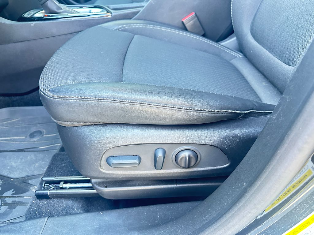 Used 2023 Buick Encore GX SUV