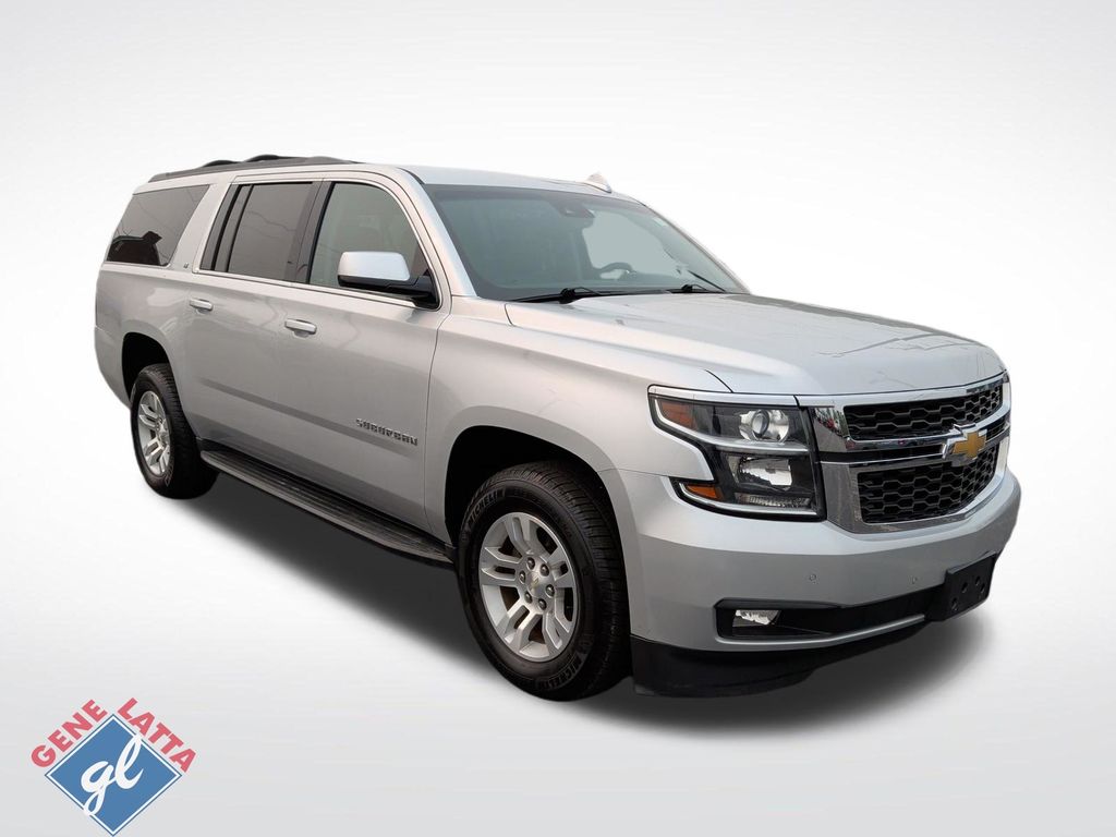 Silver Ice Metallic 2017 Chevrolet Suburban SUV / Crossover Four-Wheel Drive 6-Speed Automatic Overdrive