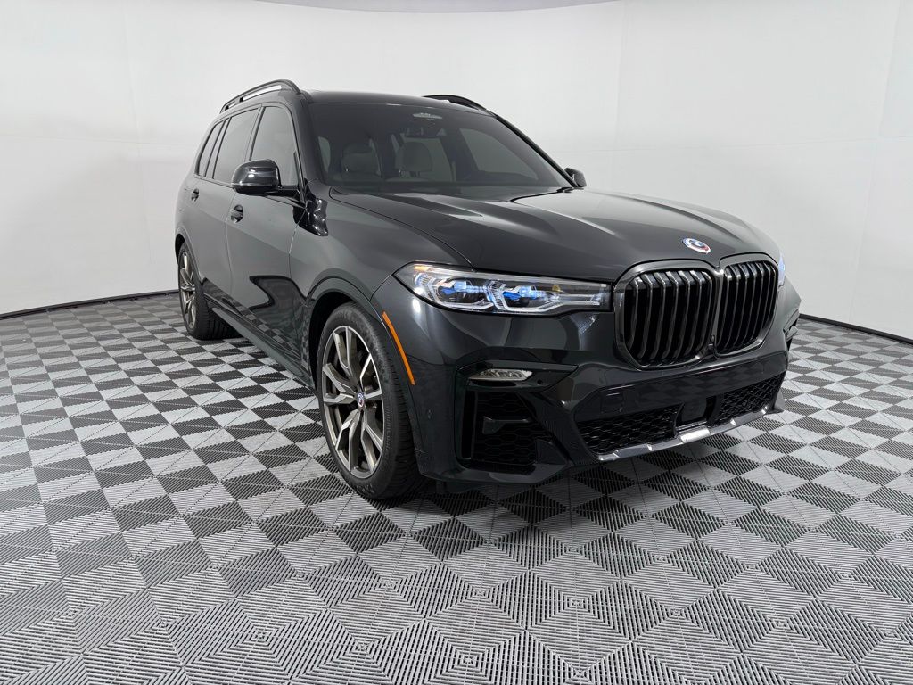 2022 BMW X7 M50i 3