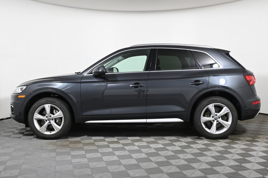 Thumbnail: 2020 Audi Q5 - 2