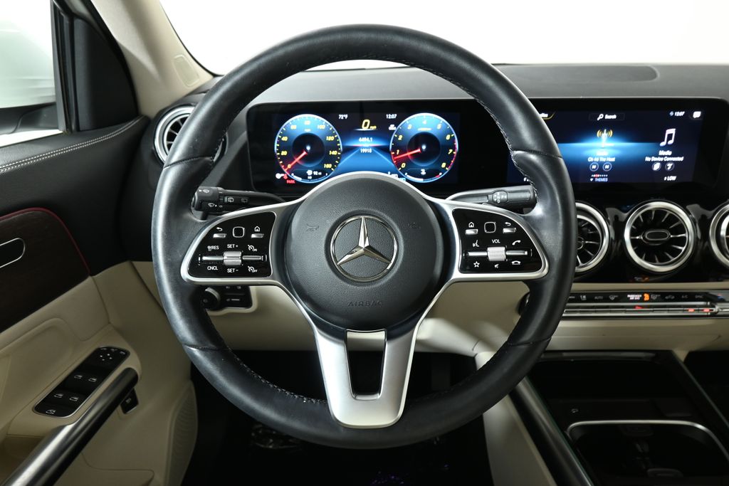 Thumbnail: 2023 Mercedes-Benz GLA - 16