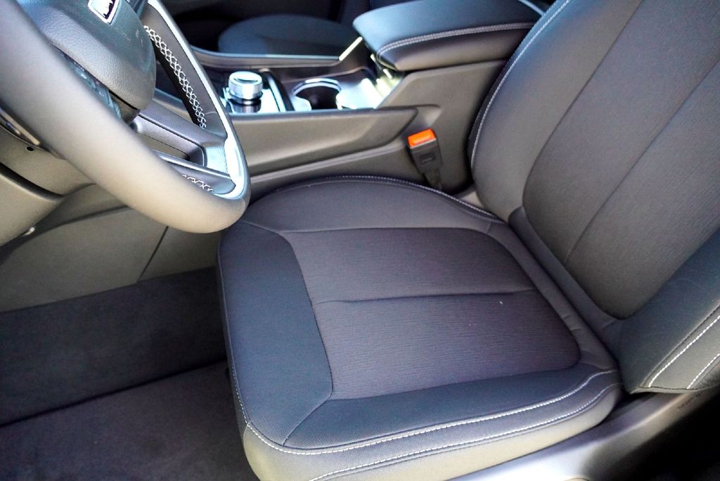 New Car 2025 Jeep Grand Cherokee  Laredo For Sale Under $35,000 In Taylor, Texas