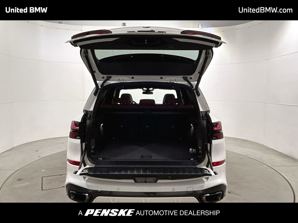 Thumbnail: 2026 BMW X5 - 22