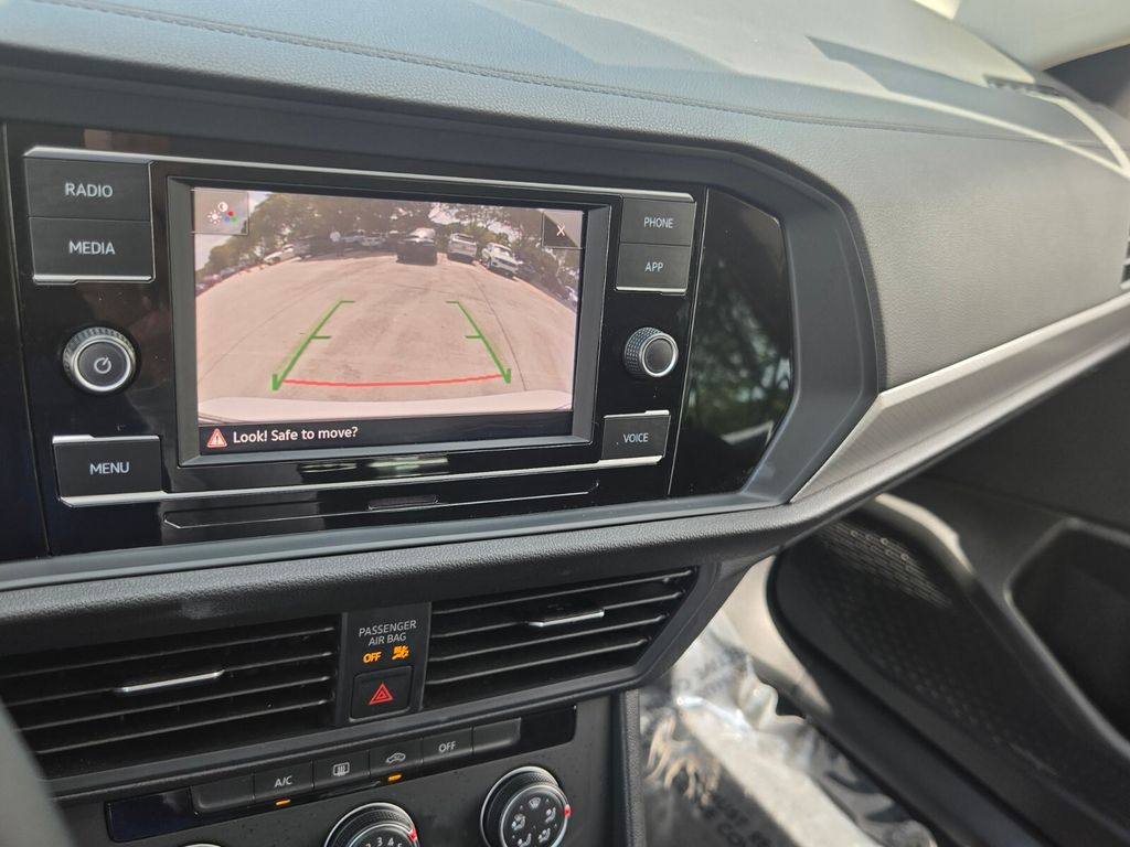 2023 Volkswagen Jetta - $14,600