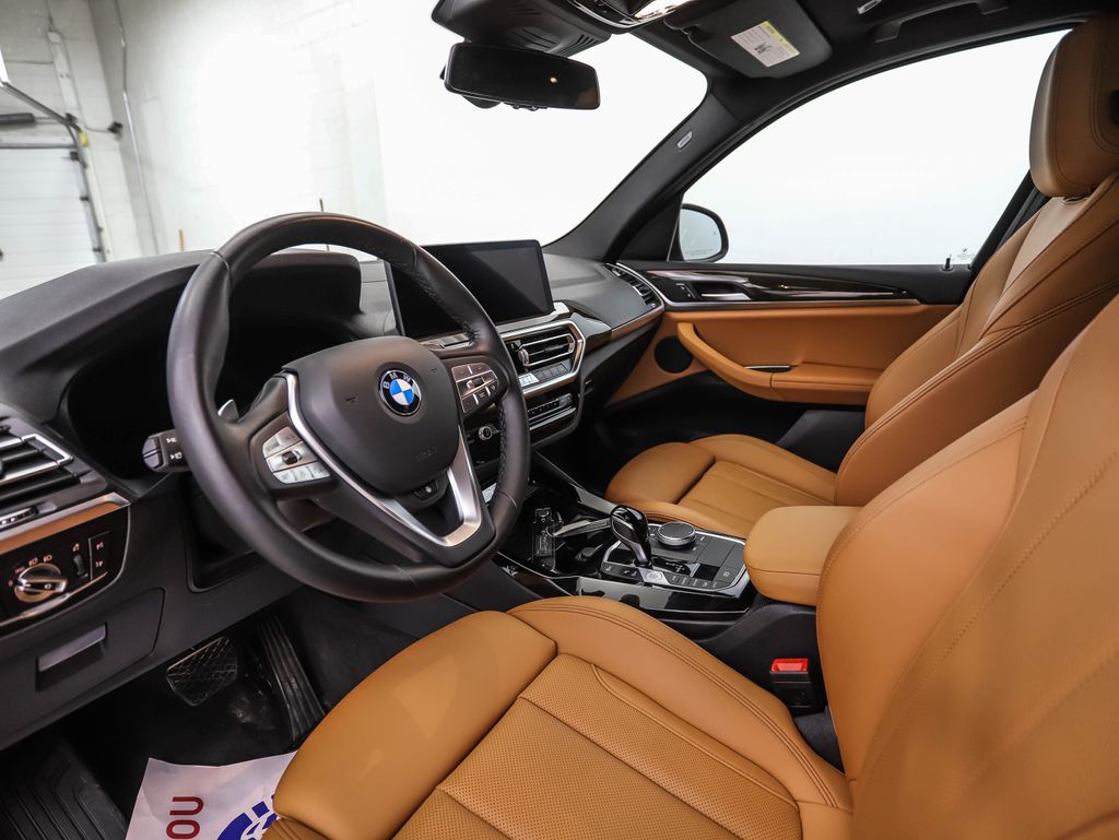 Thumbnail: 2023 BMW X3 - 10