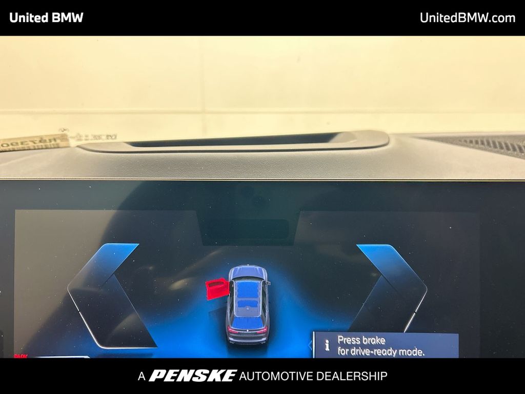 2025 BMW X7 M60i 15