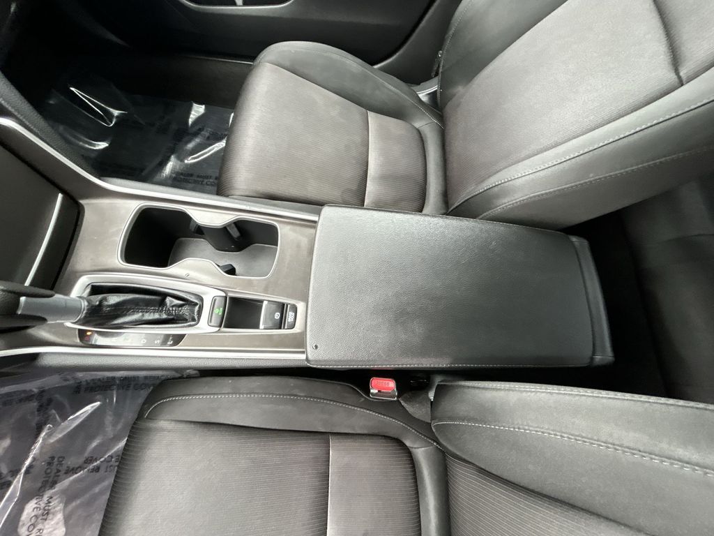 Thumbnail: 2019 Honda Accord - 20