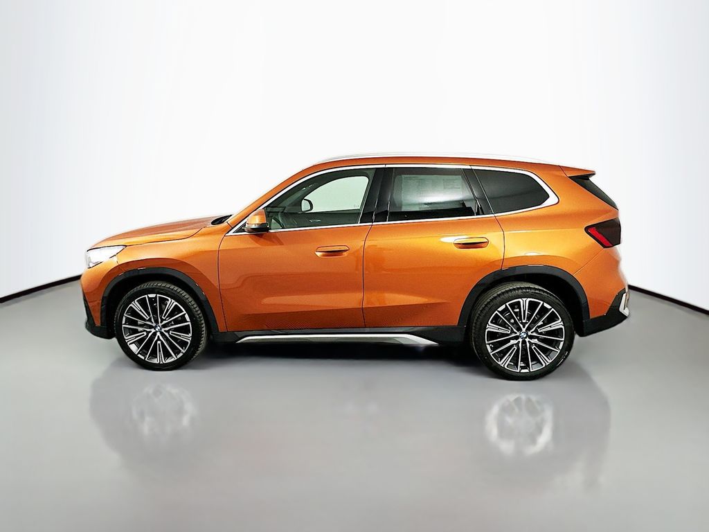 2025 BMW X1 xDrive28i 8